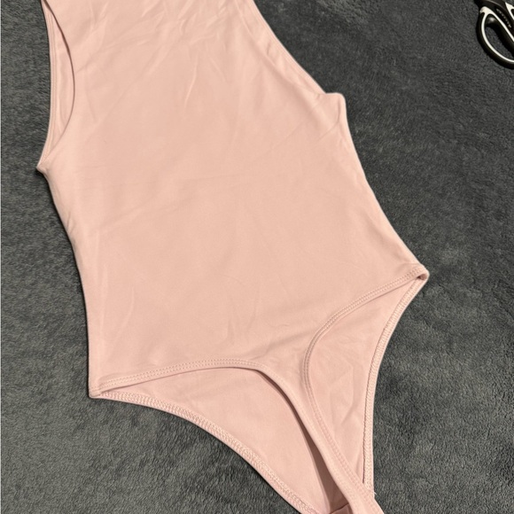 Babaton Light Pink women’s Bodysuit - Picture 4 of 12